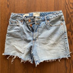 Universal Thread Shorts